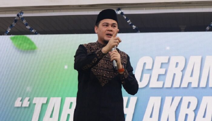 Ustaz Asyam Hafizh, Senior yang Dulu Saya Panggil “Kak”