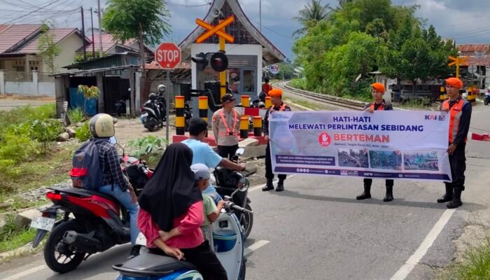 KAI Divre II Sumbar Perkuat Pencegahan Kecelakaan di Perlintasan Sebidang