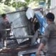 Satpol PP Padang Tertibkan PKL yang Gunakan Fasilitas Umum di Jati
