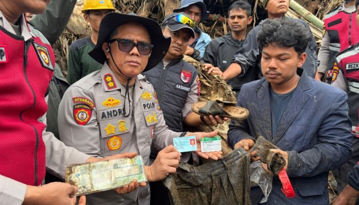 Hari Keempat, Barang Korban Banjir Bandang Ditemukan di Kompleks Perkantoran Bupati Solok